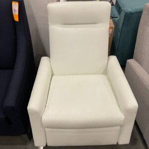 Luxurious Mitchell Gold Bob Williams leather recliner on a wholesale liquidation pallet.